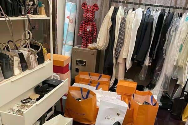 乌兰察布兴和县回收一线品牌衣服